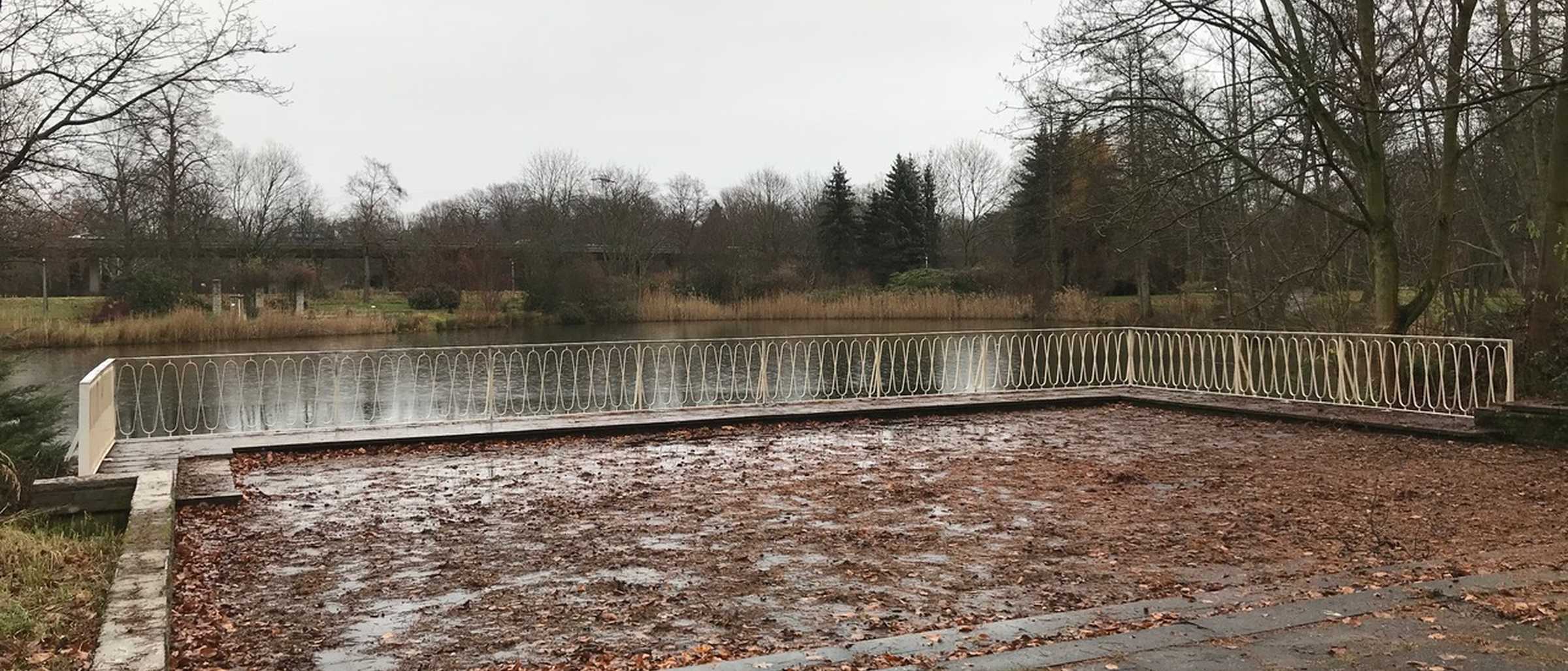 Geländer Großer Parkteich Geländer Großer Parkteich