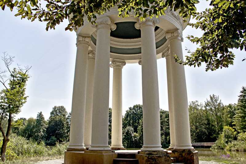 agra-Park Musentempel